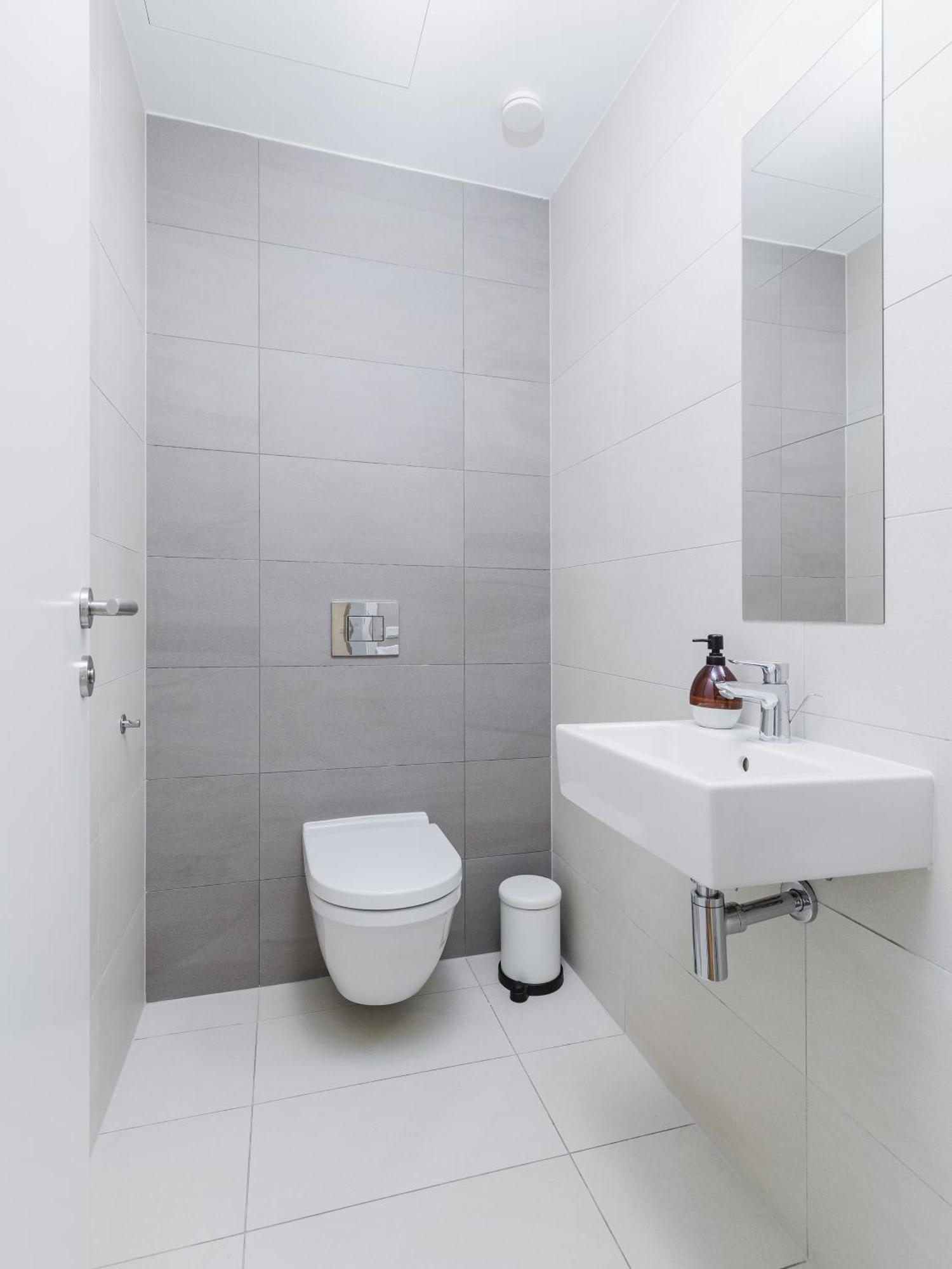 Sky Park 1 - Luxurious #Instaworthy Apartment In Downtown City Center With Included Parking, Best Address In Town Братислава Экстерьер фото